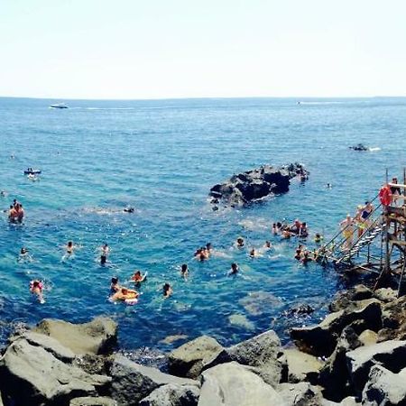 B&B Vicolo Del Chiostro Aci SantʼAntonio Εξωτερικό φωτογραφία