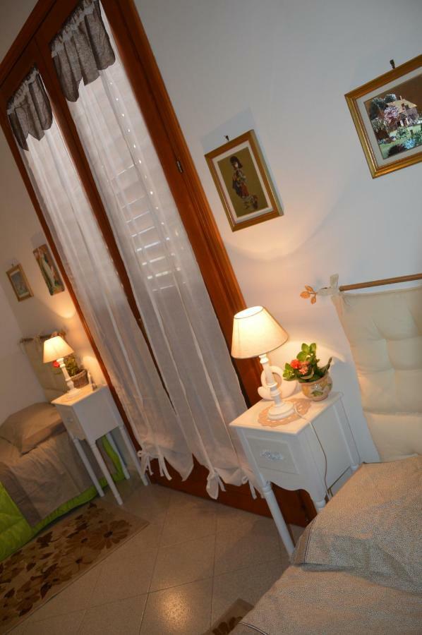 B&B Vicolo Del Chiostro Aci SantʼAntonio Εξωτερικό φωτογραφία
