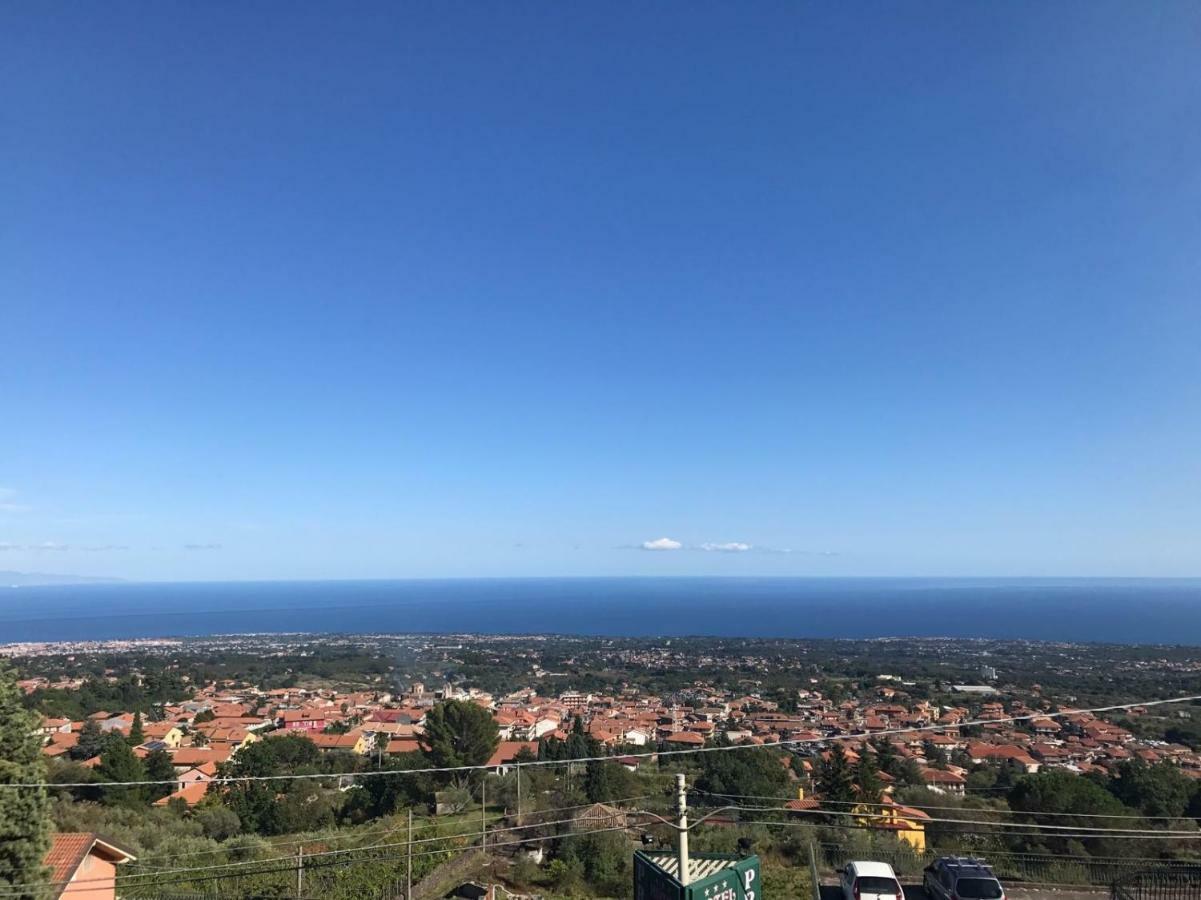 B&B Vicolo Del Chiostro Aci SantʼAntonio Εξωτερικό φωτογραφία