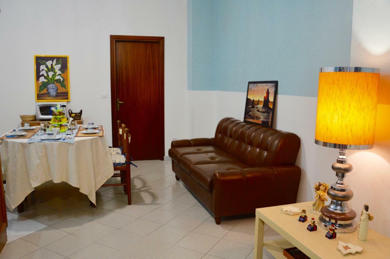B&B Vicolo Del Chiostro Aci SantʼAntonio Εξωτερικό φωτογραφία